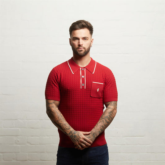 V55GM28 Mens Roy Short Sleeve Archive Knitted Three Button Polo Gabicci Vintage - CHERRY