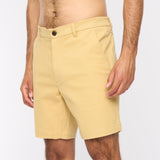 V54GV01 Mens Cooper Stretch Twill Shorts Gabicci Vintage - BUTTER