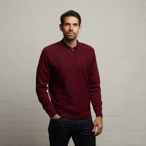 G53M10 Mens Long Sleeve Knitted Vee Neck Sweater Gabicci Classic - BERRY