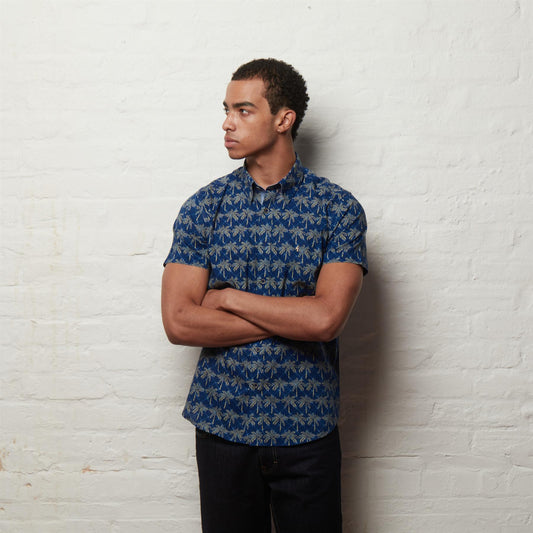 V56GW06 Mens Palmer Short Sleeve Button Under Print Shirt Gabicci Vintage - NAVY