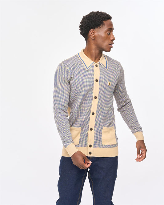 V57GM16 Mens Noel Long Sleeve Button Thru Knit Polo Gabicci Vintage - CARAMEL